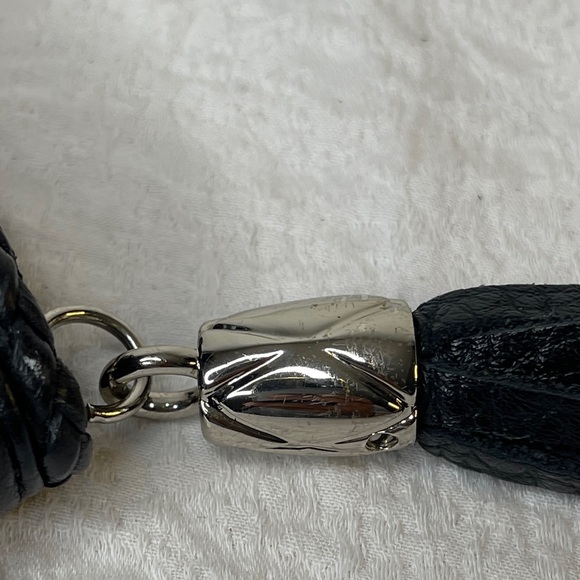 Elliot Lucca Black Pebble Leather Hand Wristlet/Clutch With Tassel Zipper Pull - Picture 11 of 14